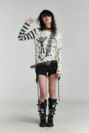 Quick Outfits, Modest Fashion Outfits Ideas Gothic Weirdo Tee