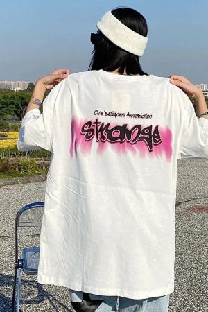 Quick Outfits, Modest Fashion Outfits Ideas Graffiti Strange Graphic Tee