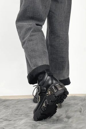 Quick Outfits, Modest Fashion Outfits Ideas Grunge Belted Lace Up Platform Boots