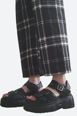 Quick Outfits, Modest Fashion Outfits Ideas Grunge Belted Platform Sandals