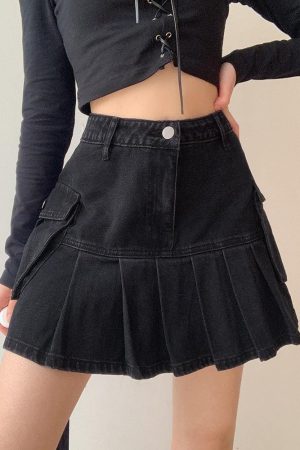 Quick Outfits, Modest Fashion Outfits Ideas Grunge Cargo Denim Mini Skirt