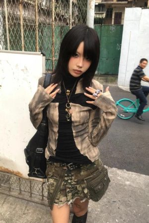 Quick Outfits, Modest Fashion Outfits Ideas Grunge Cross Path Ribbed Top