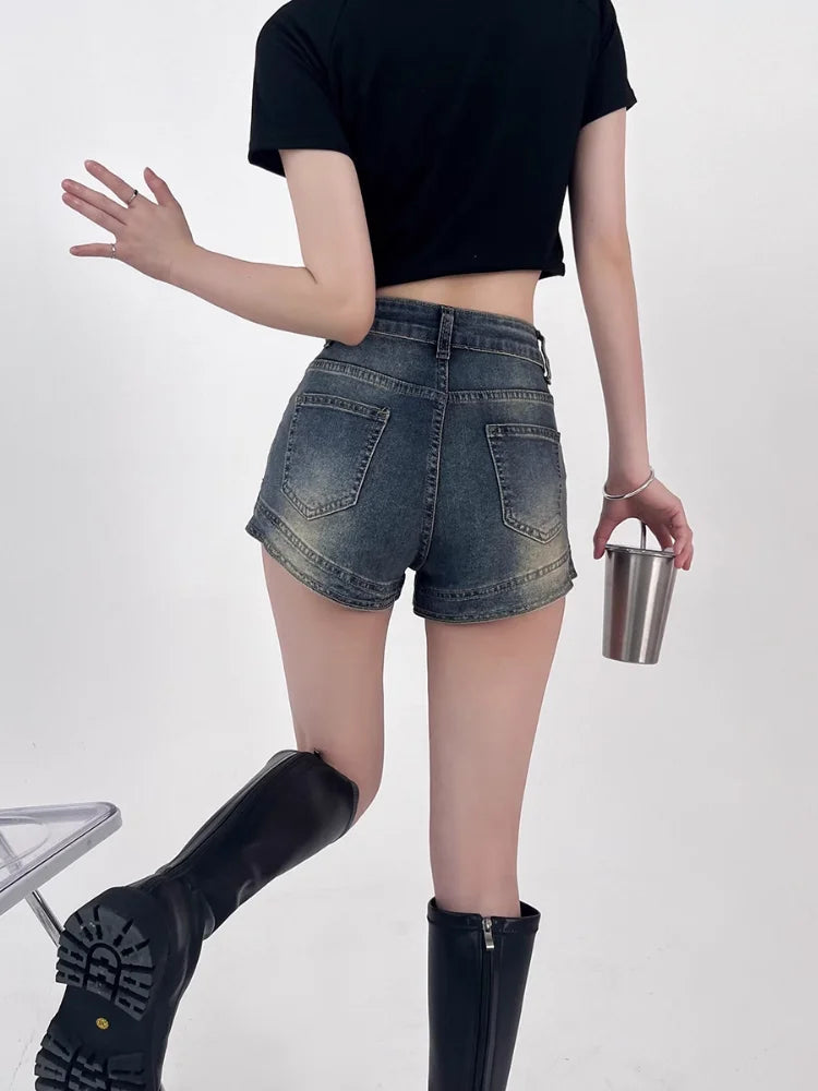 Quick Outfits, Modest Fashion Outfits Ideas Grunge Denim Shorts Quick Outfits, Modest Fashion Outfits Ideas Grunge Denim Shorts