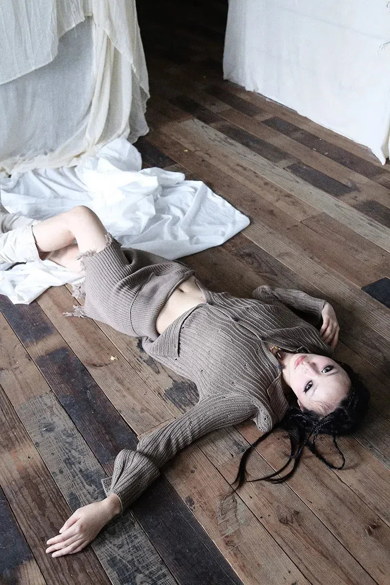 Quick Outfits, Modest Fashion Outfits Ideas Grunge Distressed Cardigan & Mini Skirt Two Piece Set