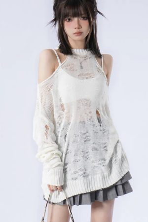 Quick Outfits, Modest Fashion Outfits Ideas Grunge Distressed Cut-Out Fine Knitted Sweater