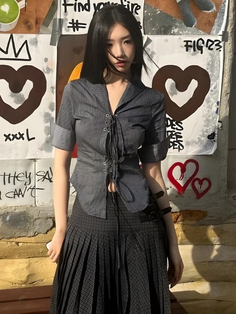 Quick Outfits, Modest Fashion Outfits Ideas Grunge Lace Up Shirt Quick Outfits, Modest Fashion Outfits Ideas Grunge Lace Up Shirt