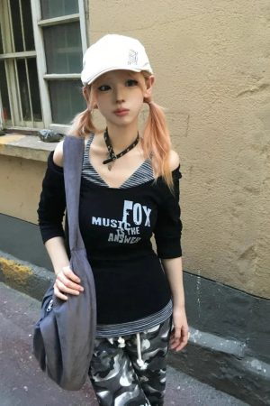 Quick Outfits, Modest Fashion Outfits Ideas Grunge Layered Off Shoulder Top