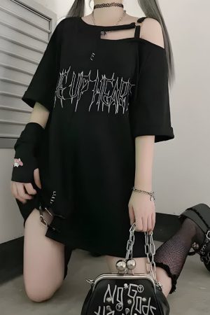 Quick Outfits, Modest Fashion Outfits Ideas Grunge Make Up Heart Long Tee