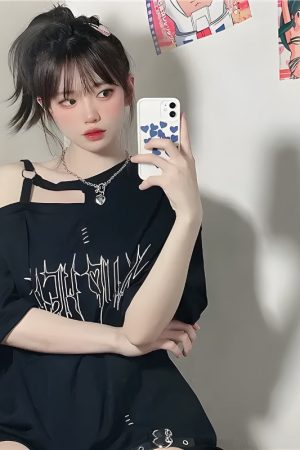 Quick Outfits, Modest Fashion Outfits Ideas Grunge Make Up Heart Long Tee