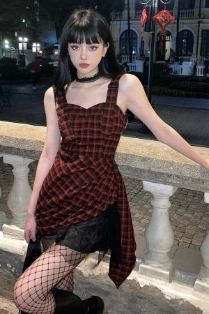 Quick Outfits, Modest Fashion Outfits Ideas Grunge Plaid Mini Dress