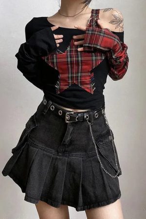 Quick Outfits, Modest Fashion Outfits Ideas Grunge Plaid Star Patch Top