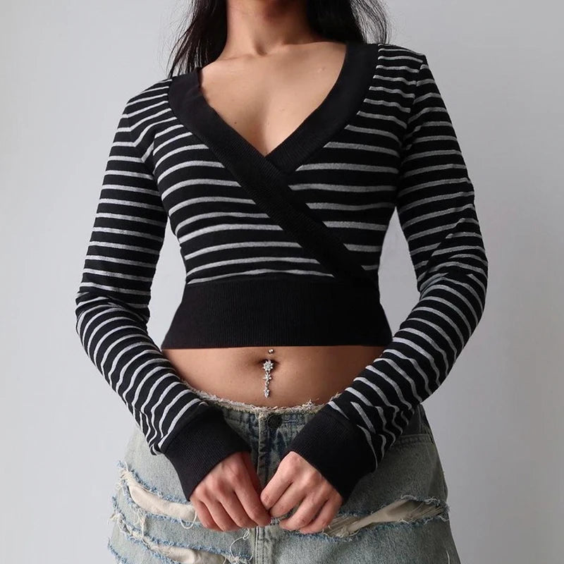 Quick Outfits, Modest Fashion Outfits Ideas Grunge Striped Wrap Crop Top Quick Outfits, Modest Fashion Outfits Ideas Grunge Striped Wrap Crop Top