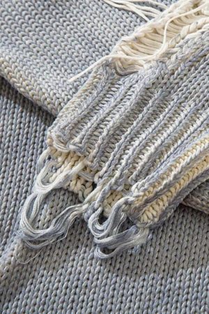 Quick Outfits, Modest Fashion Outfits Ideas Grunge Tasseled Distressed Sweater