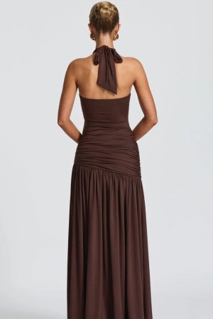 Quick Outfits, Modest Fashion Outfits Ideas Halter Bodysuit & Maxi Skirt Two Piece Set