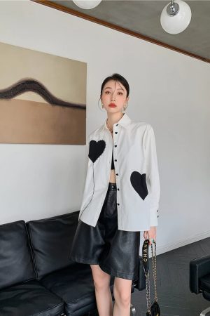 Quick Outfits, Modest Fashion Outfits Ideas Heart Patch Button-Up Shirt