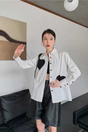 Quick Outfits, Modest Fashion Outfits Ideas Heart Patch Button-Up Shirt