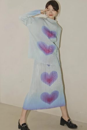 Quick Outfits, Modest Fashion Outfits Ideas Heart Pleated Top & Midi Skirt Two Piece Set
