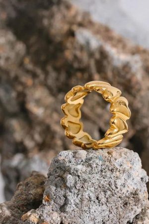 Quick Outfits, Modest Fashion Outfits Ideas Heart Ring