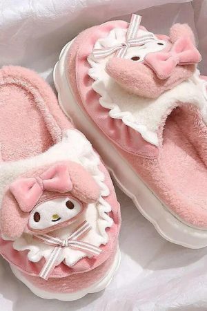 Quick Outfits, Modest Fashion Outfits Ideas Hello Kitty Slippers