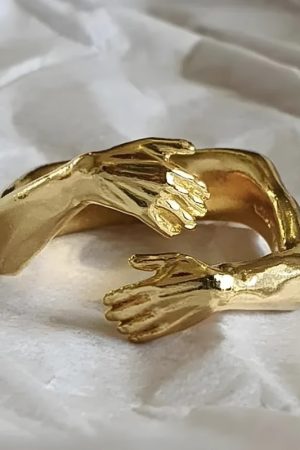 Quick Outfits, Modest Fashion Outfits Ideas Hug Me Ring