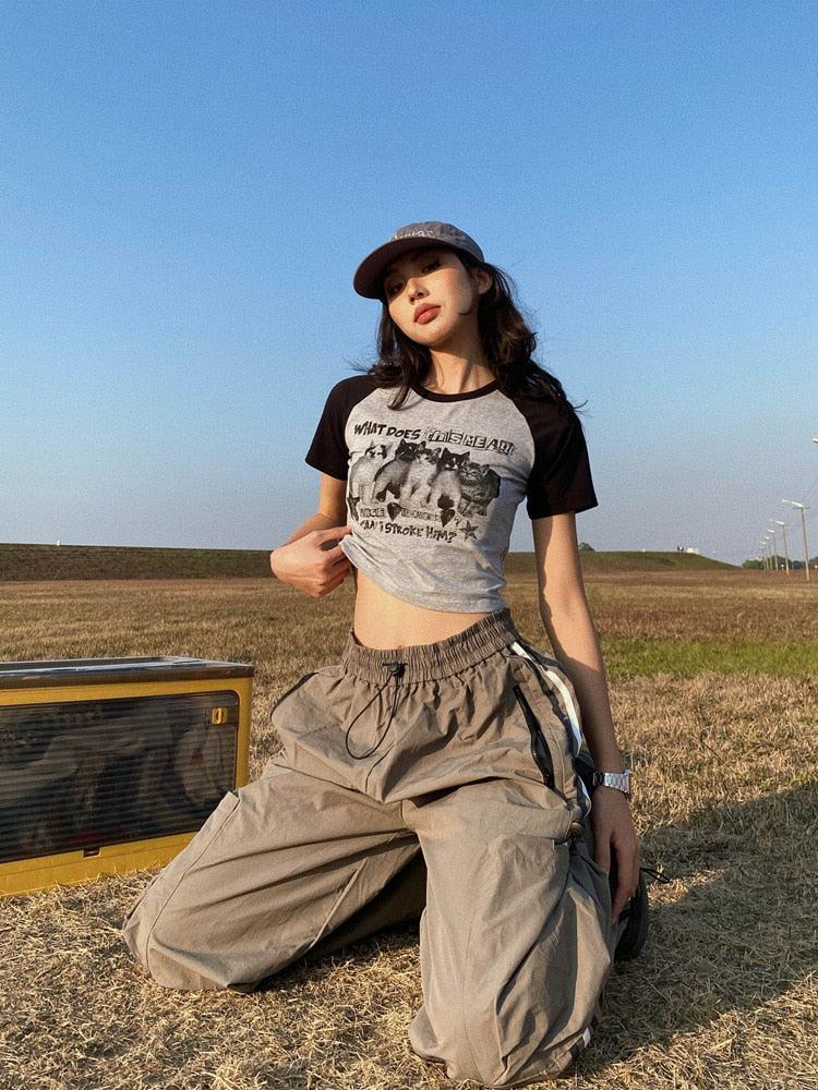 Quick Outfits, Modest Fashion Outfits Ideas Kitty Print Crop Tee Quick Outfits, Modest Fashion Outfits Ideas Kitty Print Crop Tee