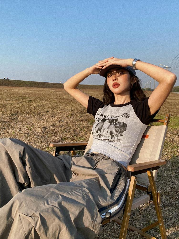 Quick Outfits, Modest Fashion Outfits Ideas Kitty Print Crop Tee Quick Outfits, Modest Fashion Outfits Ideas Kitty Print Crop Tee