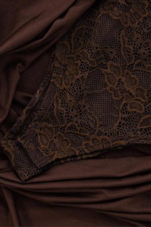 Quick Outfits, Modest Fashion Outfits Ideas Lace Bodice Maxi Dress