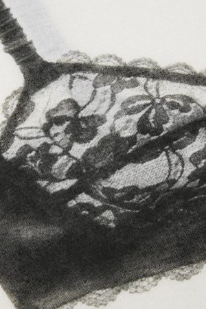 Quick Outfits, Modest Fashion Outfits Ideas Lace Bra Tee