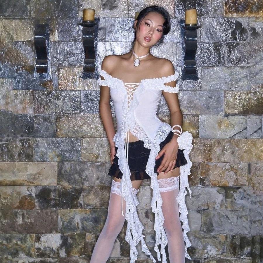 Quick Outfits, Modest Fashion Outfits Ideas Lace Ruffled Top Quick Outfits, Modest Fashion Outfits Ideas Lace Ruffled Top