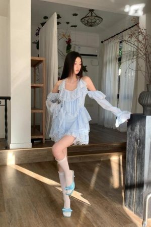 Quick Outfits, Modest Fashion Outfits Ideas Layered Ruffled Mini Dress