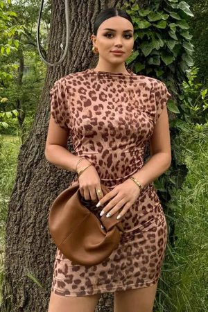 Quick Outfits, Modest Fashion Outfits Ideas Leopard Bodycon Mini Dress