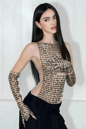 Quick Outfits, Modest Fashion Outfits Ideas Letter Printed Top with Gloves