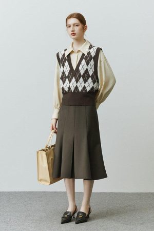 Quick Outfits, Modest Fashion Outfits Ideas Light Academia Argyle Sweater Vest
