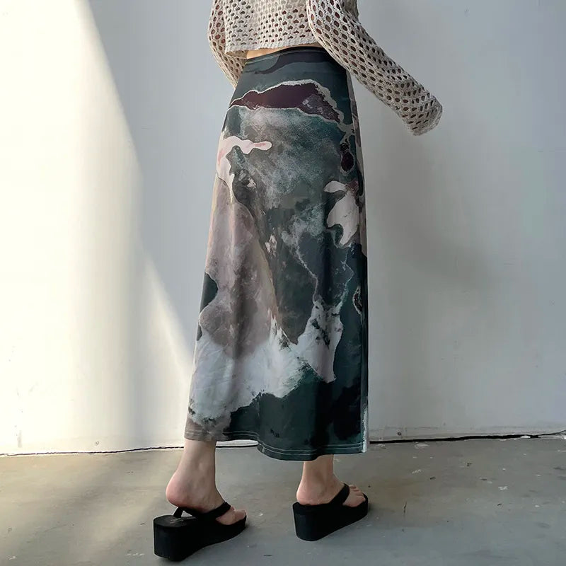 Quick Outfits, Modest Fashion Outfits Ideas Low Rise Graphic Printed Midi Skirt Quick Outfits, Modest Fashion Outfits Ideas Low Rise Graphic Printed Midi Skirt