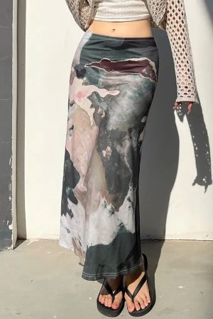 Quick Outfits, Modest Fashion Outfits Ideas Low Rise Graphic Printed Midi Skirt