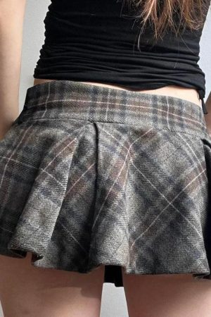 Quick Outfits, Modest Fashion Outfits Ideas Low Rise Mini Skirt