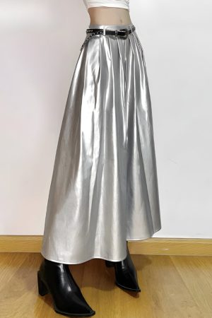Quick Outfits, Modest Fashion Outfits Ideas Metallic Silver Maxi Dress