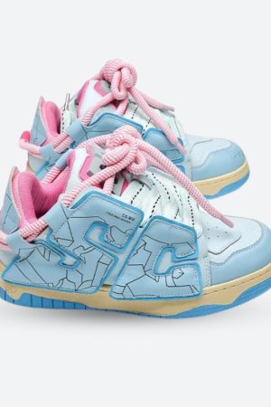 Quick Outfits, Modest Fashion Outfits Ideas Neon Sneakers