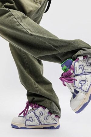 Quick Outfits, Modest Fashion Outfits Ideas Neon Sneakers