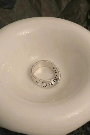 Quick Outfits, Modest Fashion Outfits Ideas Numbers Twisted Ring