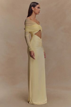 Quick Outfits, Modest Fashion Outfits Ideas Off Shoulder Cut Out Maxi Dress