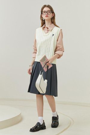 Quick Outfits, Modest Fashion Outfits Ideas Old Money Sweater Vest