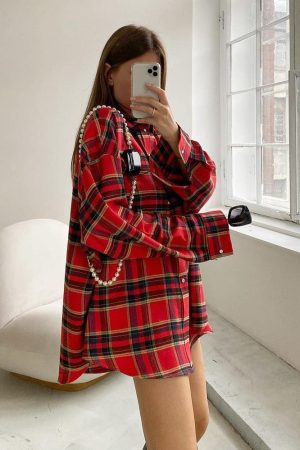 Quick Outfits, Modest Fashion Outfits Ideas Oversized Plaid Shirt