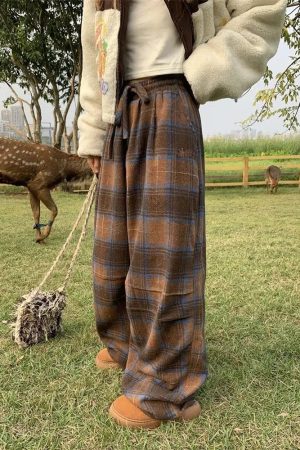 Quick Outfits, Modest Fashion Outfits Ideas Oversized Plaid Sweatpants