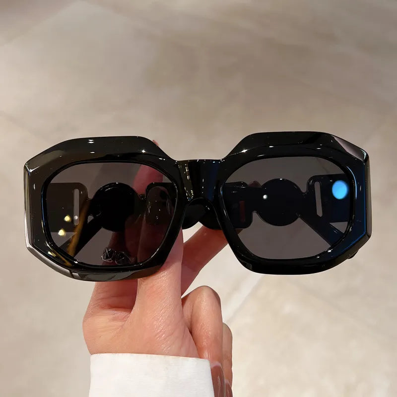 Quick Outfits, Modest Fashion Outfits Ideas Oversized Square Sunglasses Quick Outfits, Modest Fashion Outfits Ideas Oversized Square Sunglasses