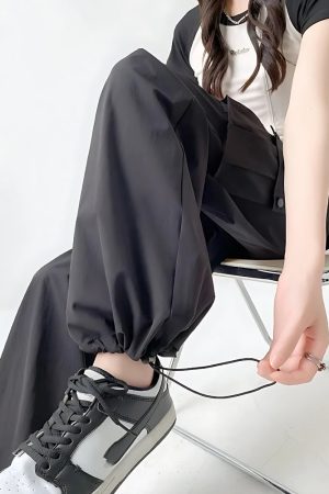 Quick Outfits, Modest Fashion Outfits Ideas Parachute Cargo Pants