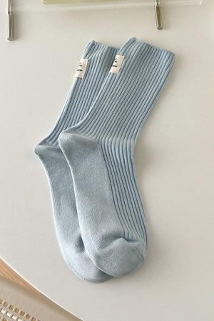 Quick Outfits, Modest Fashion Outfits Ideas Pastel Colors Mid Cut Socks