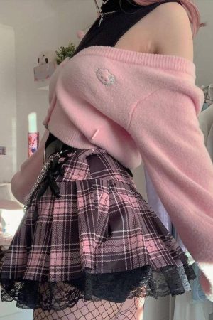Quick Outfits, Modest Fashion Outfits Ideas Pastel Goth Pleated Mini Skirt