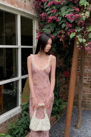 Quick Outfits, Modest Fashion Outfits Ideas Pink Maxi Dress