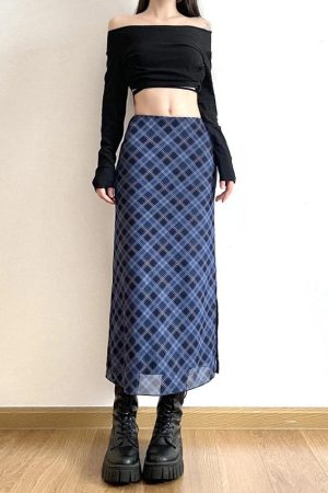 Quick Outfits, Modest Fashion Outfits Ideas Plaid Midi Skirt